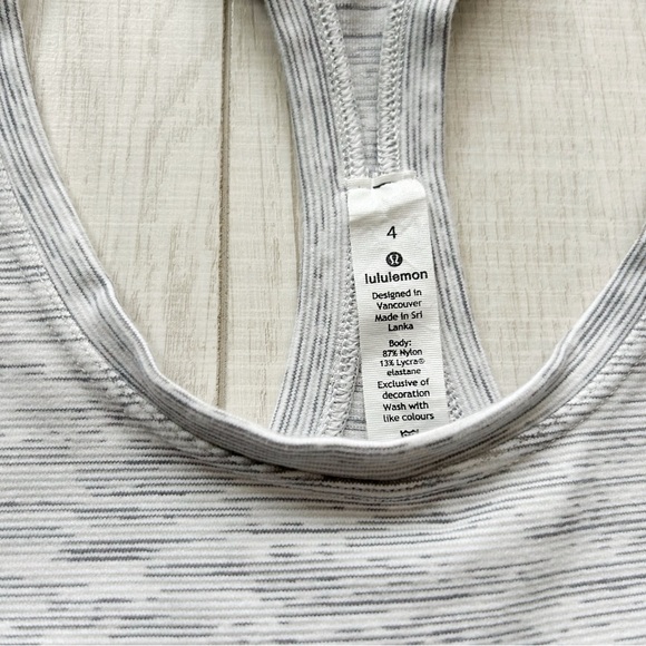 Lululemon light grey workout tank top - Picture 3 of 7
